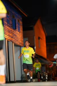 BIB: 50201
                            <button type="button" onclick="openModal(21742638)" class="btn btn-primary btn-sm float-right btn-popup" data-toggle="modal" data-target=".modal-high-quality">
                        <i class="fas fa-shopping-cart"></i> Add to Cart
                    </button>
                                            <button type="button" onclick="isThisMe(21742638, true)" class="btn btn-success btn-sm float-right btn-popup btn-isme hidden" data-toggle="tooltip" data-placement="bottom" title="นี่คือรูปของคุณใช่ไหม คลิกที่นี่เพื่อเอาเข้าอัลบั้ม">
                        <i class="fas fa-plus"></i> Add to album
                    </button>
                    <button type="button" onclick="isThisMe(21742638, false)" class="btn btn-warning btn-sm float-right btn-popup btn-isnotme hidden">
                        <i class="fas fa-ban"></i> Remove from album
                    </button>